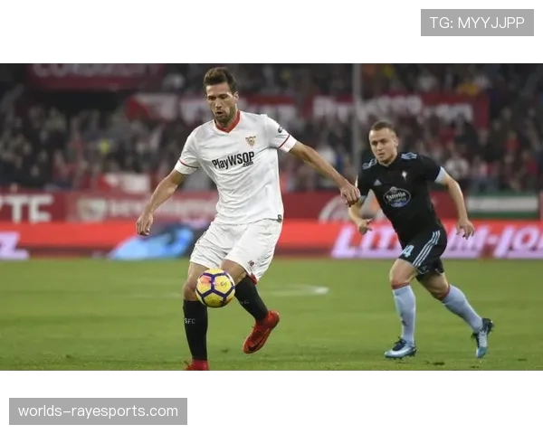 “皇家社会1-1那不勒斯，主队大部分威胁进攻源于左路巴尔科雷的传中”